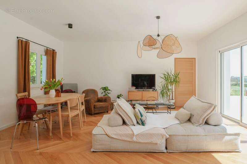 Maison à AIGUES-MORTES