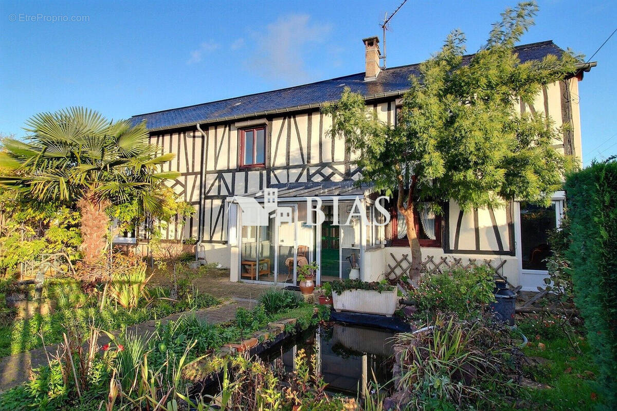 Maison à LA BOUILLE