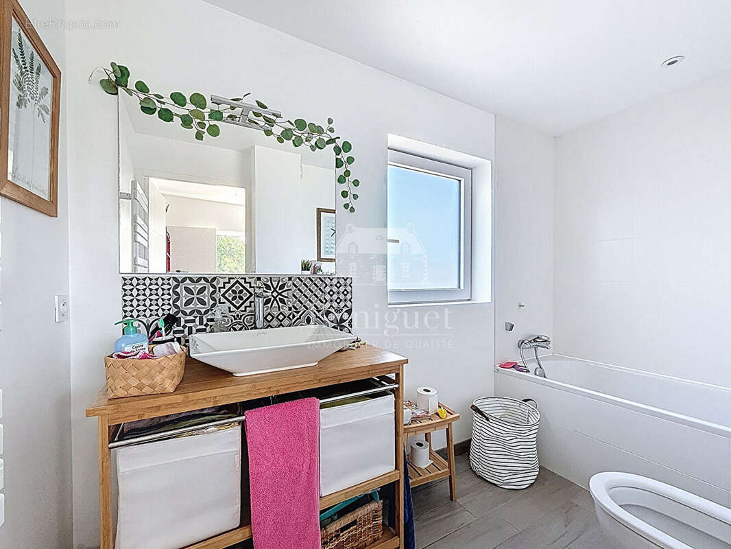 Maison à SAINT-PABU