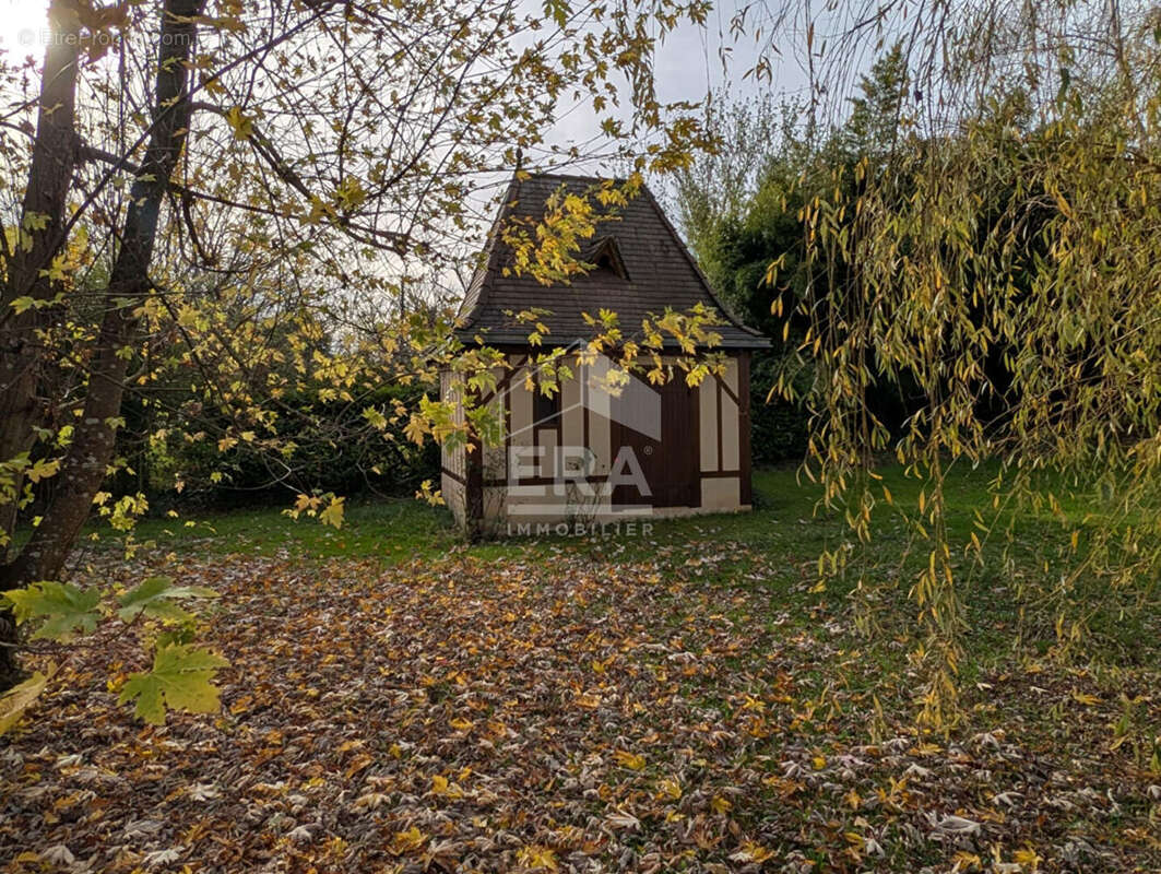 Maison à MONTPON-MENESTEROL