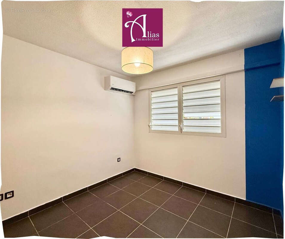 Appartement à LE MOULE