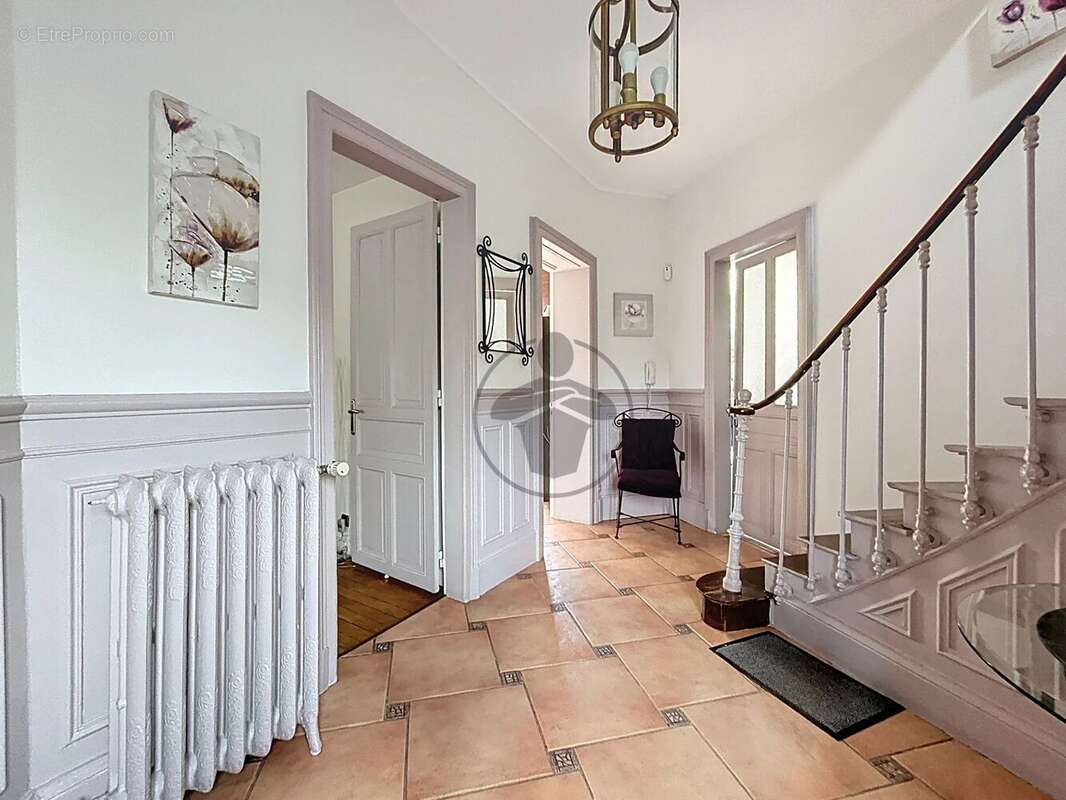 Maison à SAINT-QUENTIN