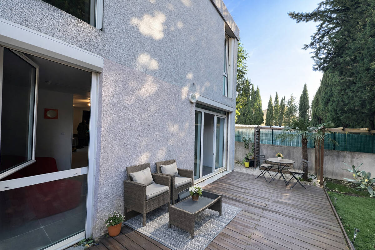 Appartement à NIMES