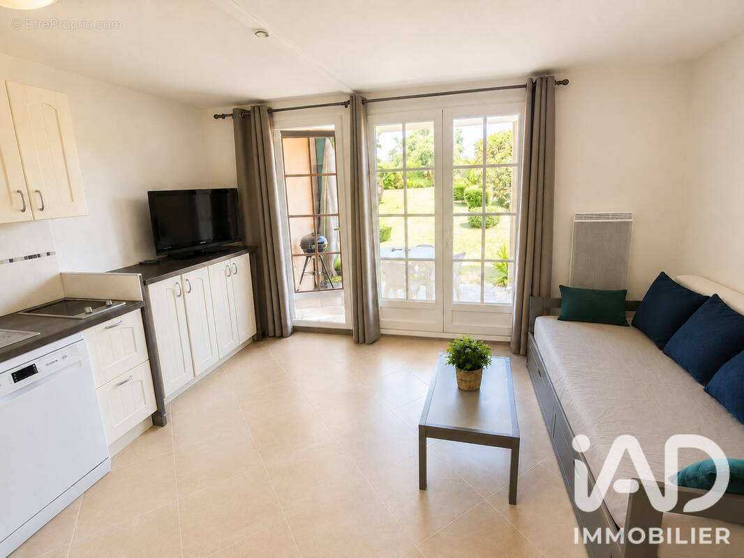 Photo 1 - Appartement à TALMONT-SAINT-HILAIRE