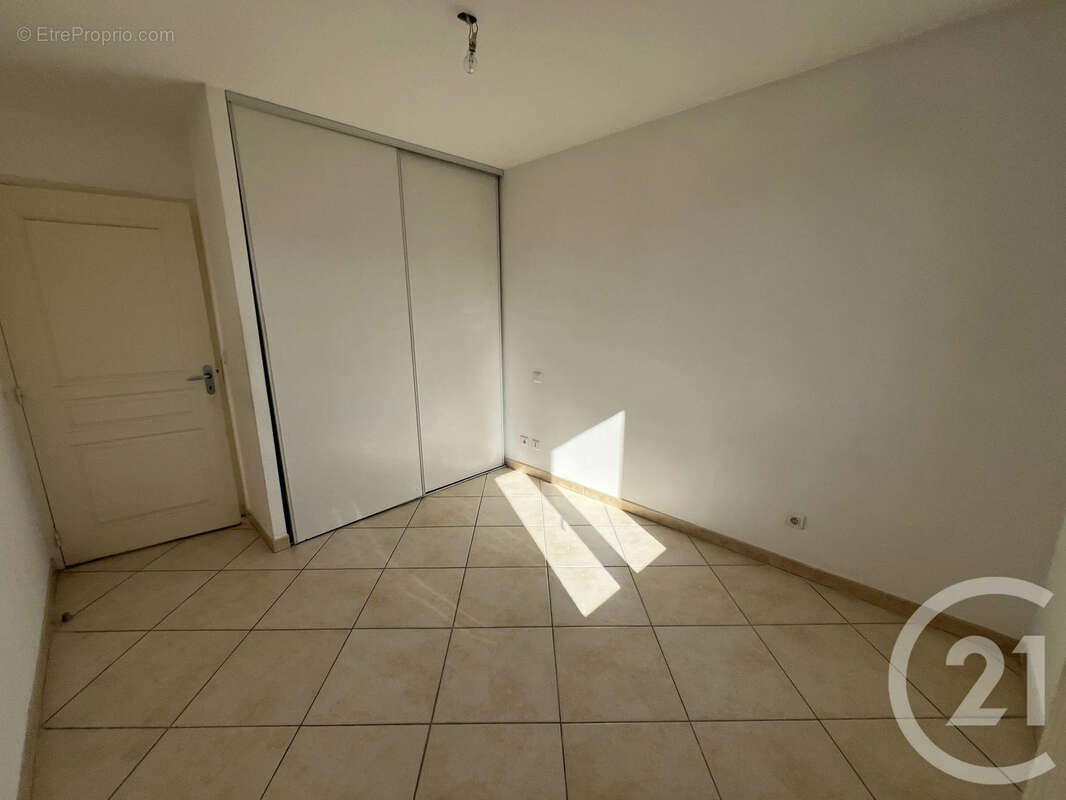 Appartement 57 m² à San-Martino-Di-Lota  - photo 11