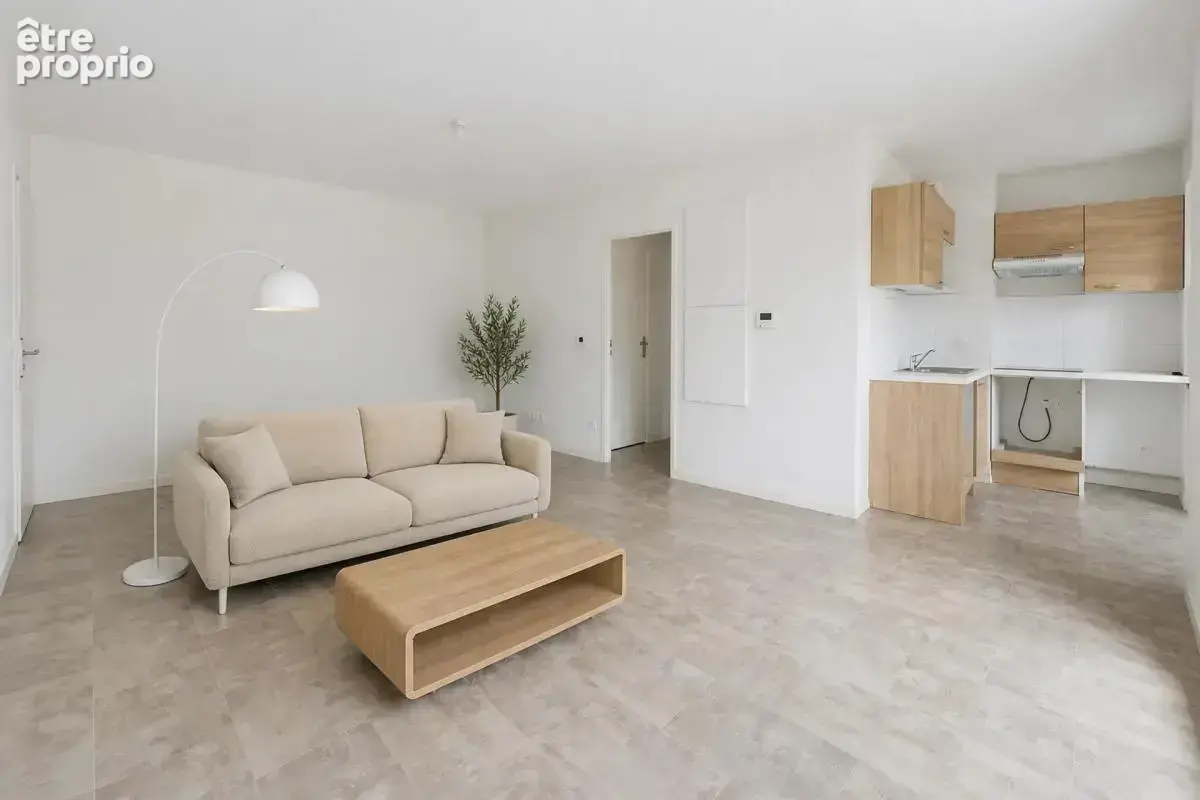 Appartement de 4 pièces de 74 m² à Mérignac - photo 1