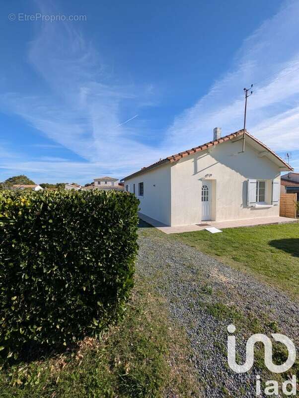 Photo 3 - Maison à MEDIS