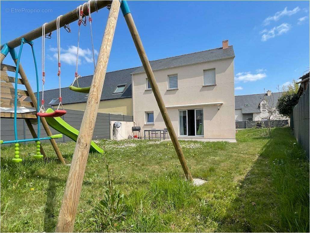 Maison à SAINTE-LUCE-SUR-LOIRE