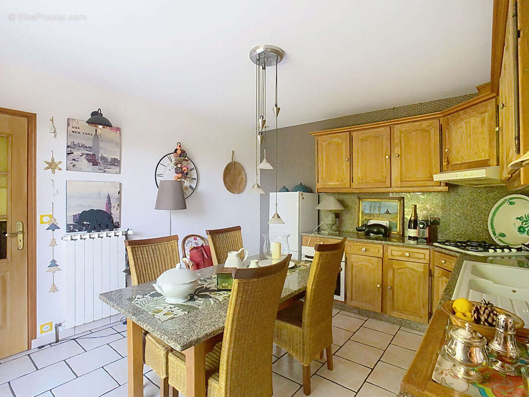 Maison Condat Sur Vienne  5 pièce(s) 134 m2 - photo 9