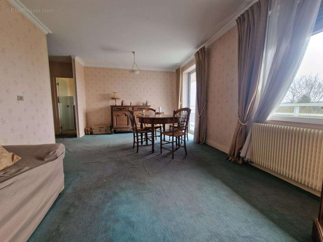 Appartement à VAIRES-SUR-MARNE