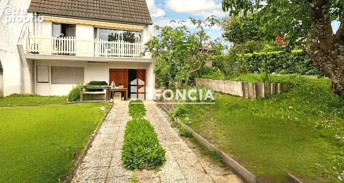 Noiseau – Maison familiale, 3 chambres, véranda et jardin de 450 m² – 363 500 € - photo 4