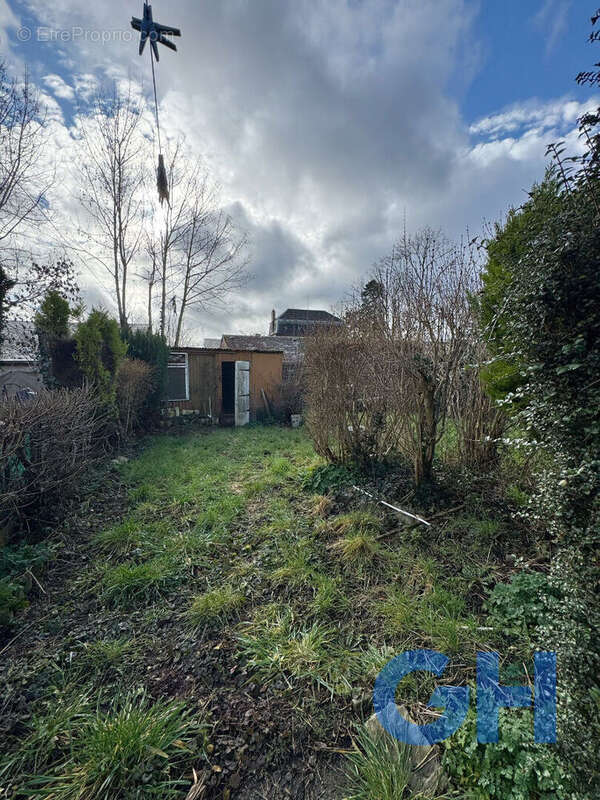 Maison à AULNOYE-AYMERIES