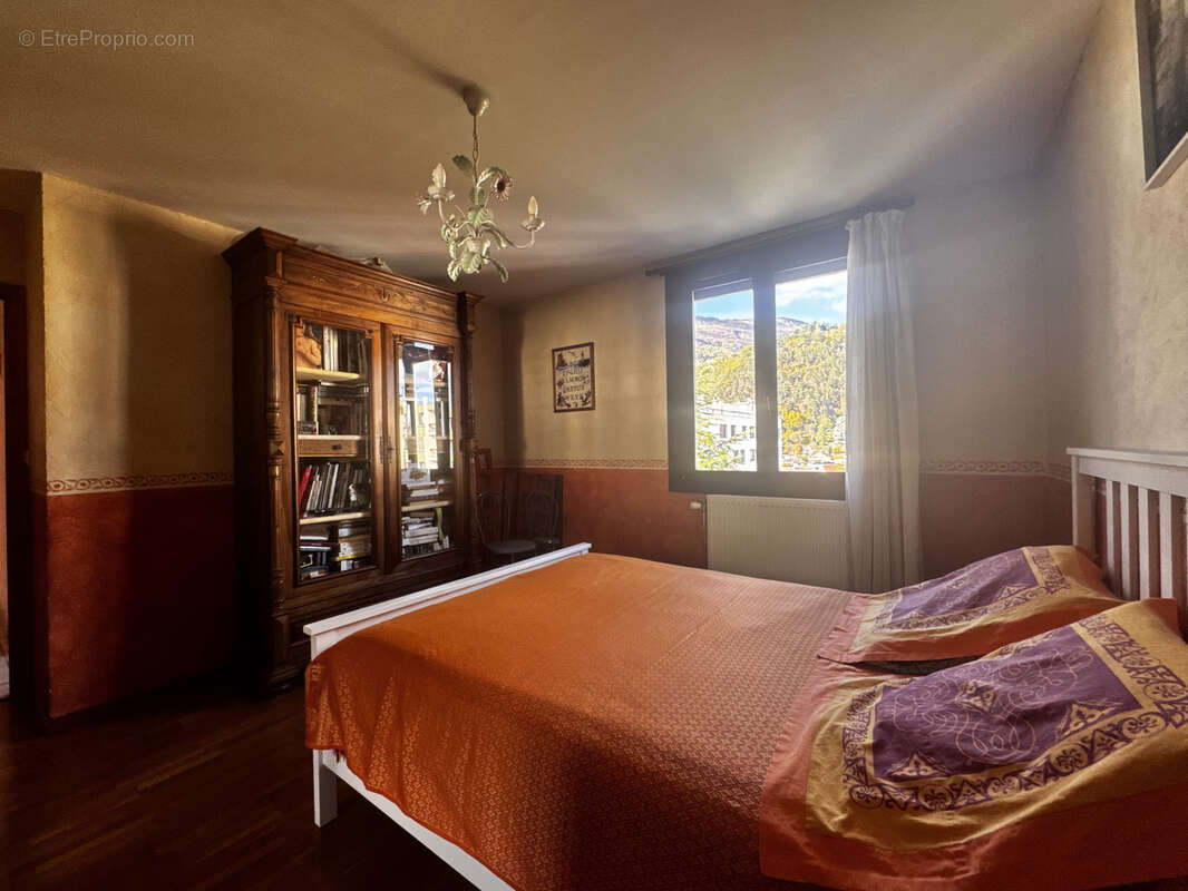 Appartement à MEYLAN