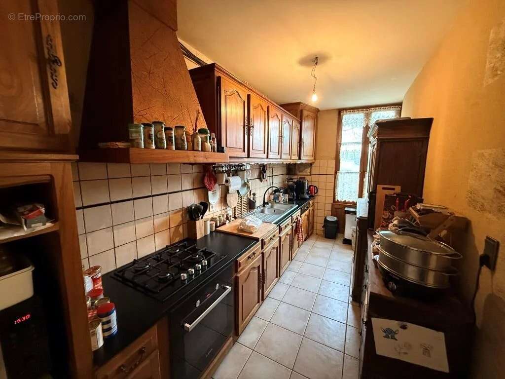 Maison à CIVRAC-DE-BLAYE