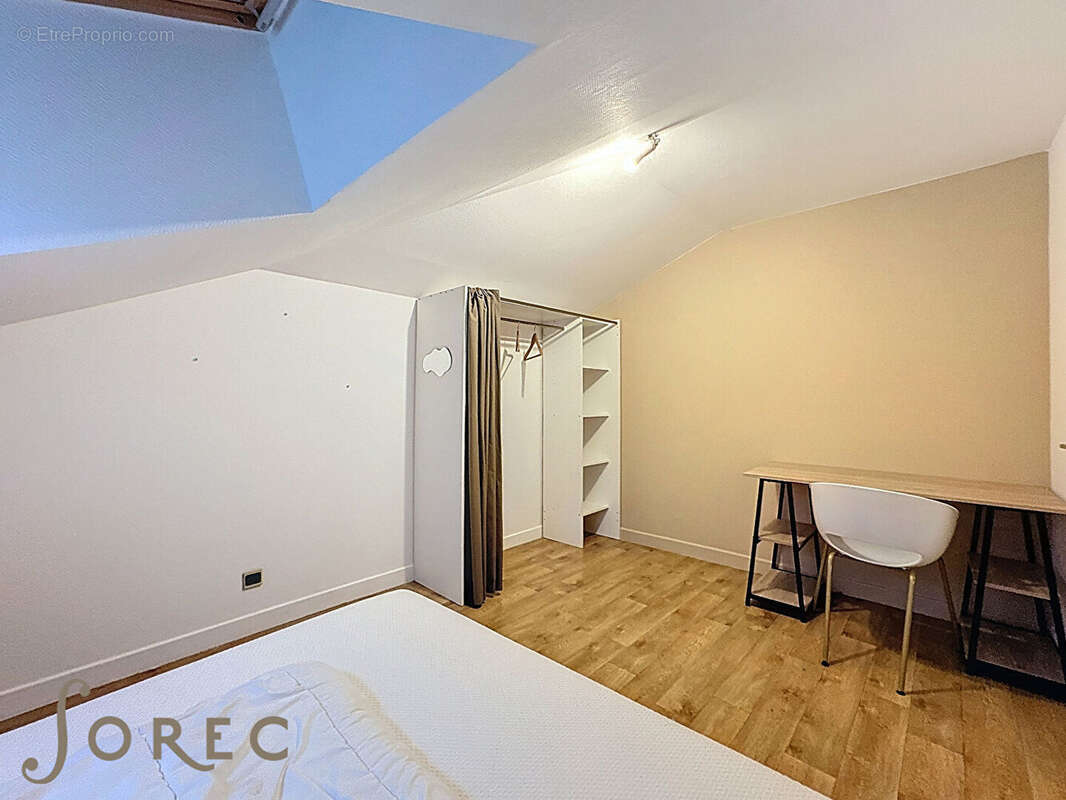 Metz hyper-centre Duplex T5  loué Rendement brut de 7,1 % DPE C - photo 10