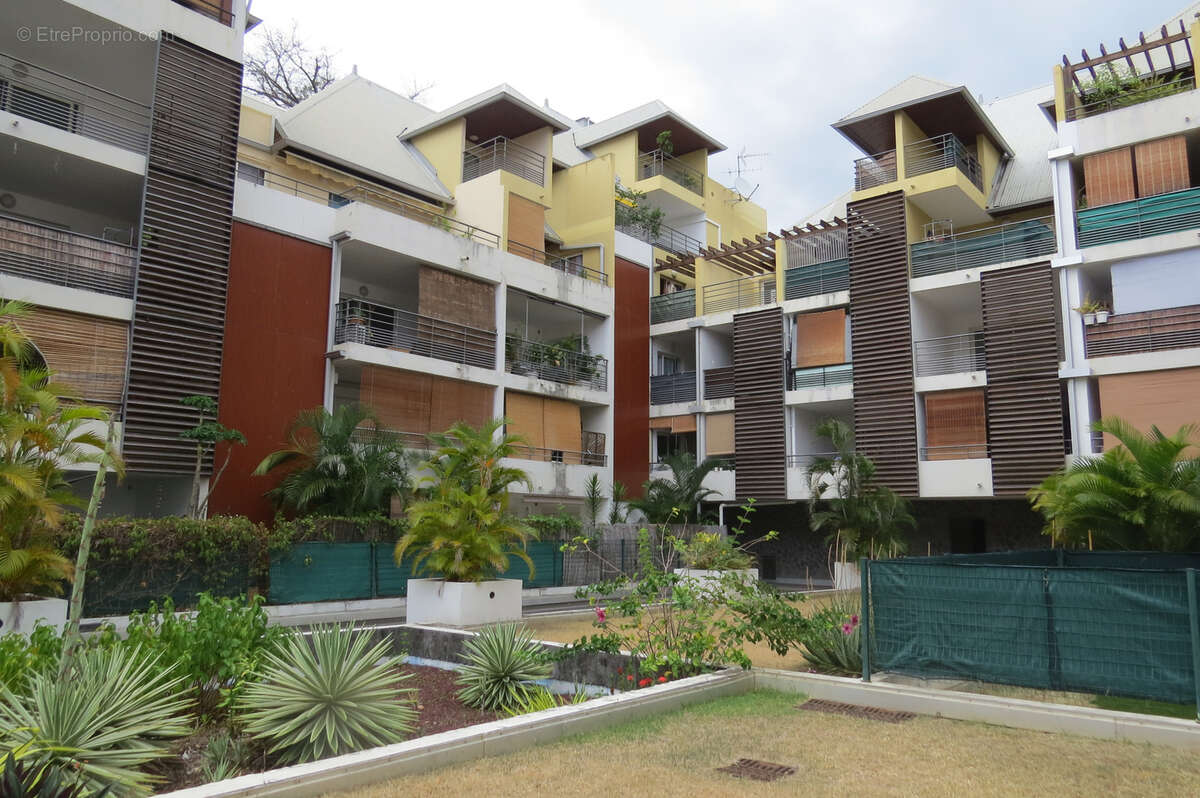 Appartement à SAINT-DENIS
