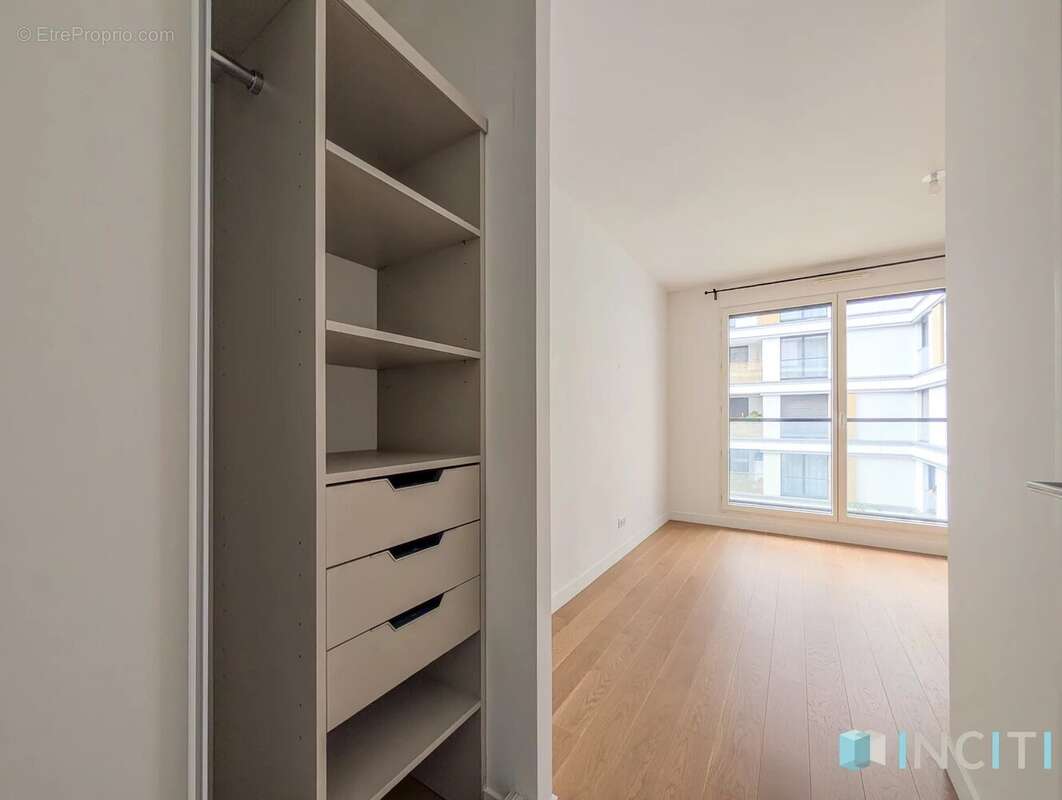 Appartement à ISSY-LES-MOULINEAUX