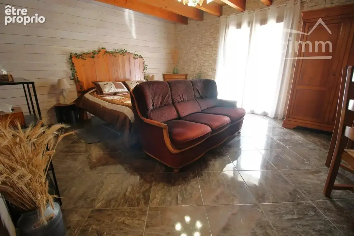 A vendre une propriété d'exception avec des gites sur un grand terrain - photo 17