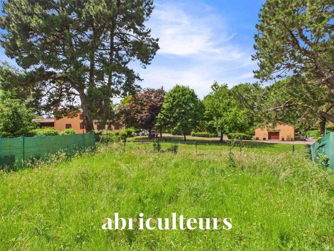 Appartement à BOUGUENAIS