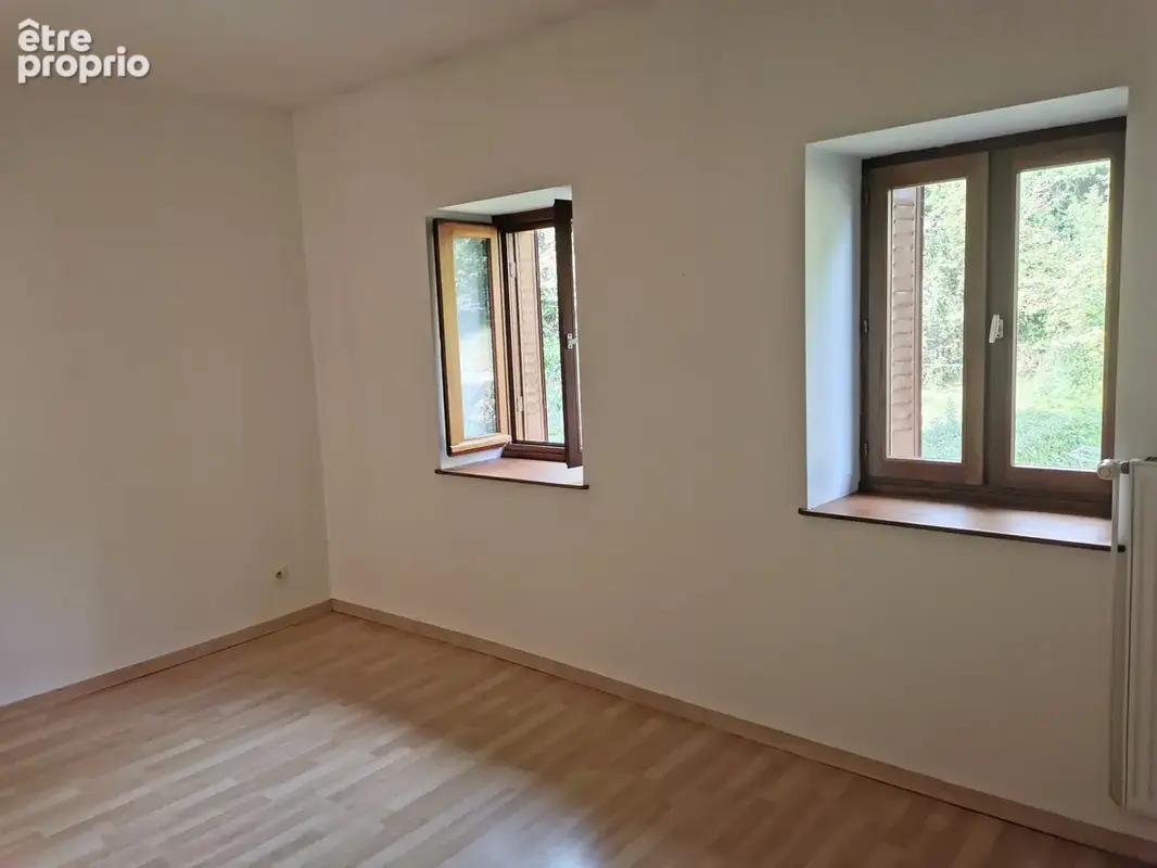 Maison de village pleine de charme   117 m2  avec jardin et garage - photo 8