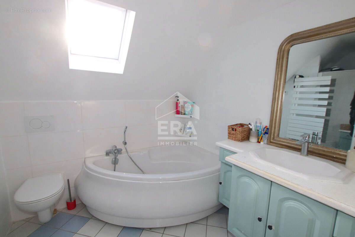 Maison à CHAMPIGNY-SUR-MARNE