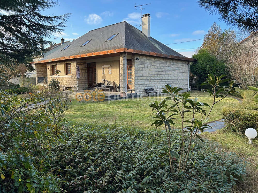 Maison à ATHIS-MONS