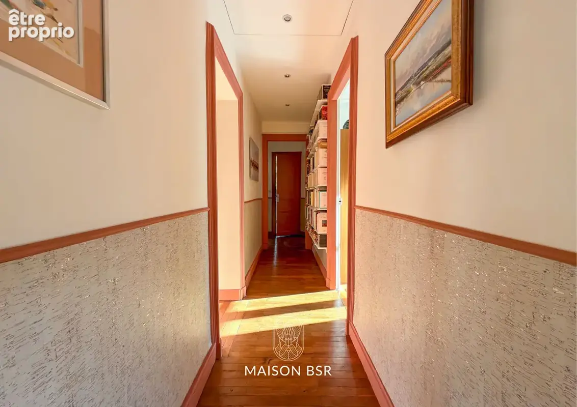 Appartement Nantes - Spacieux T6 de 154 m² avec cachet de l'ancien : 4 chambres, triple exposition et annexes - photo 11