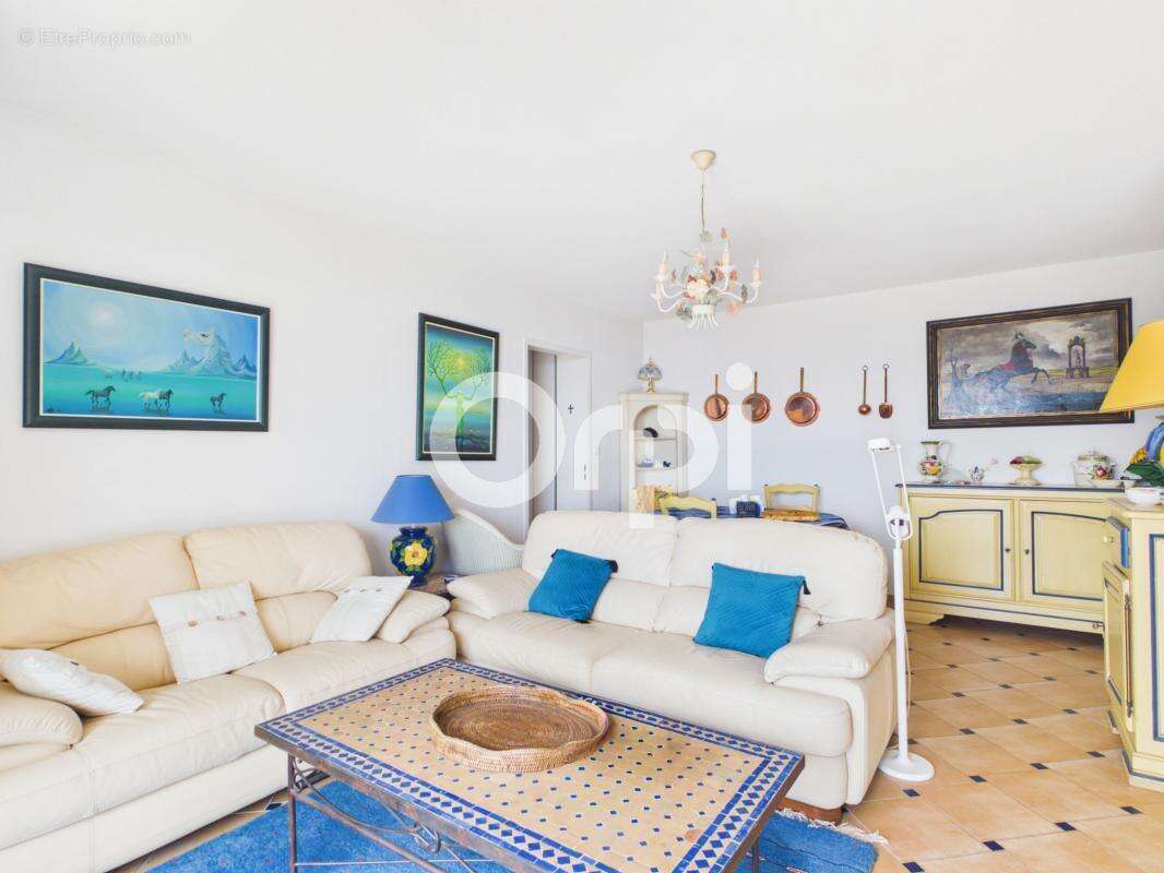 Appartement à MANDELIEU-LA-NAPOULE