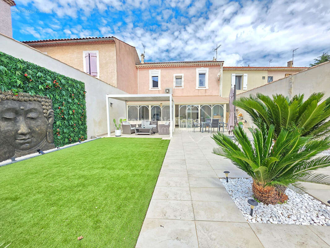 Maison à MIRAMAS