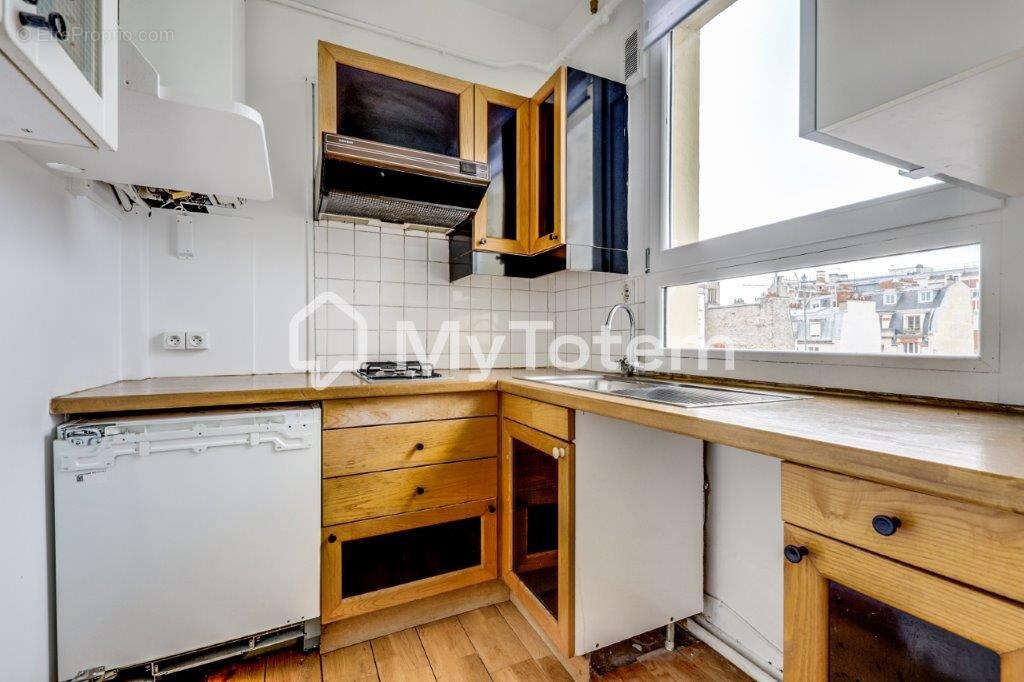 Appartement à PARIS-17E