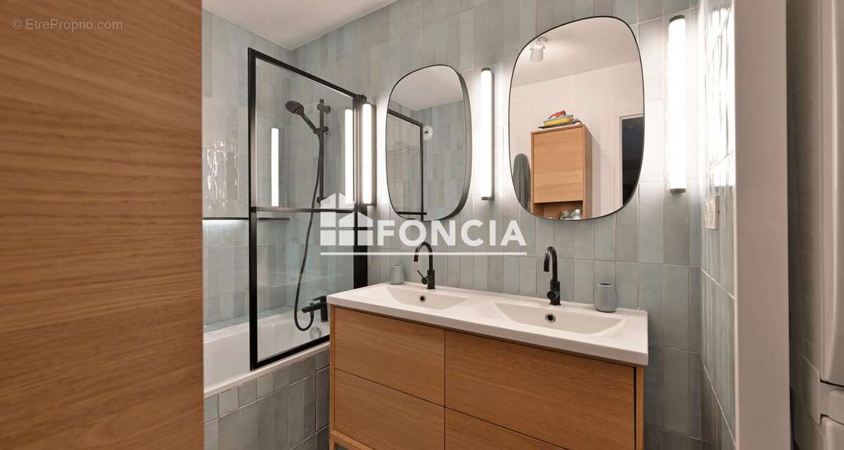 Appartement à CASTELNAU-LE-LEZ