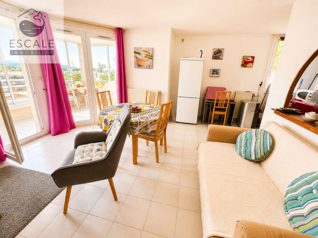 Vente type 3 + parking + garage en sus quartier chateau vert a sete - photo 9