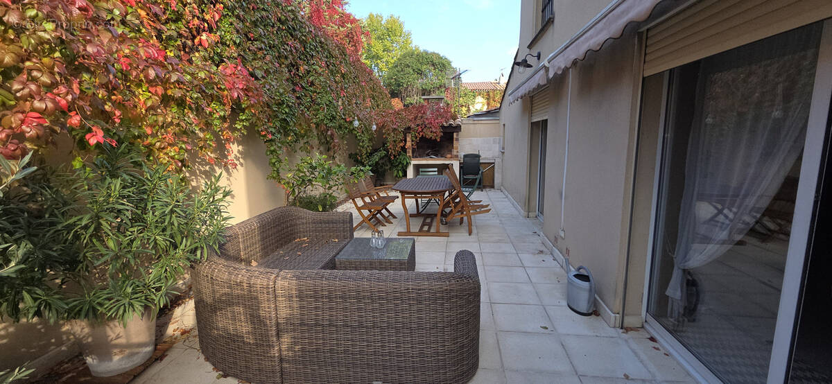 Appartement à CABRIES