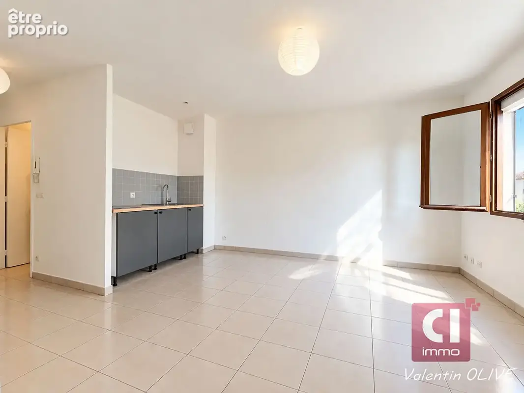 Studio Toulon 24m² avec Terrasse - photo 4