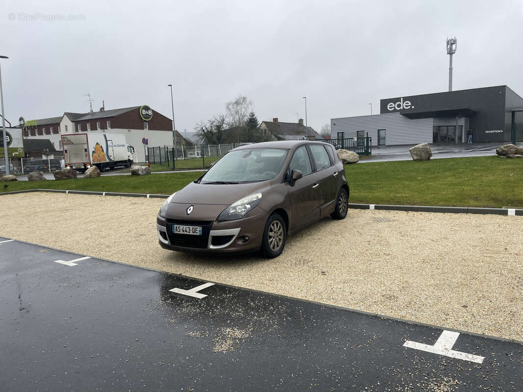 Commerce à SAINT-SATURNIN