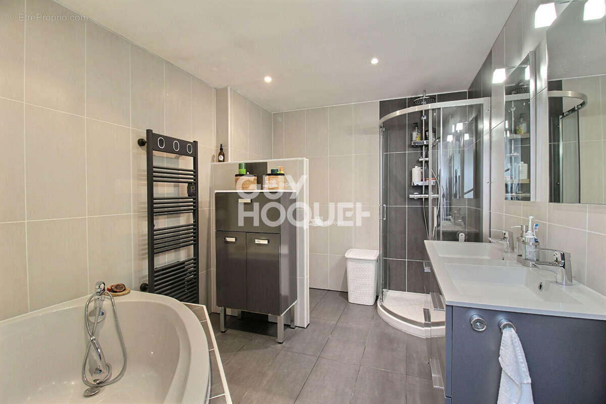 Appartement à LANEUVEVILLE-DEVANT-NANCY