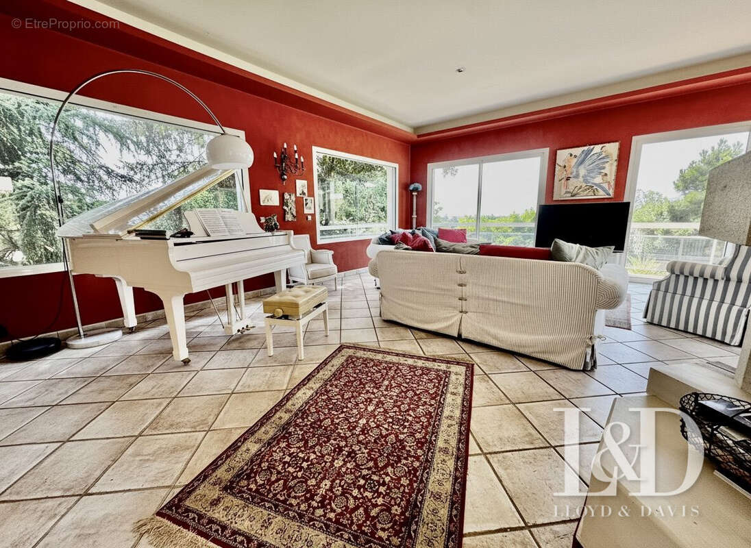 Très lumineux, pièces traversantes - Maison à VALENCE