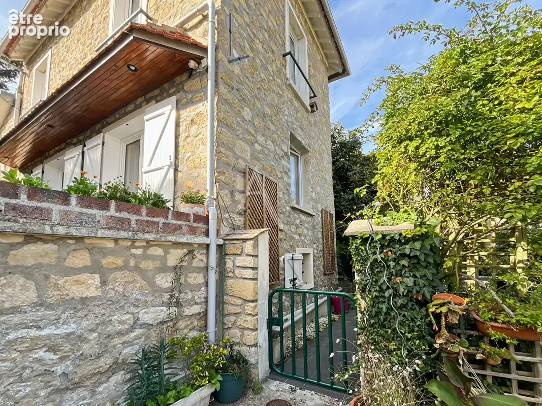 Maison 6 pièces 110 m² · à Vauréal · 110 m² · 345 000 €