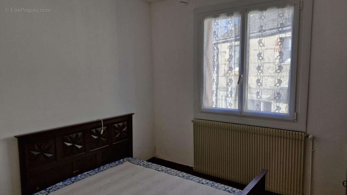 Maison 80 m² à Angles  - photo 7