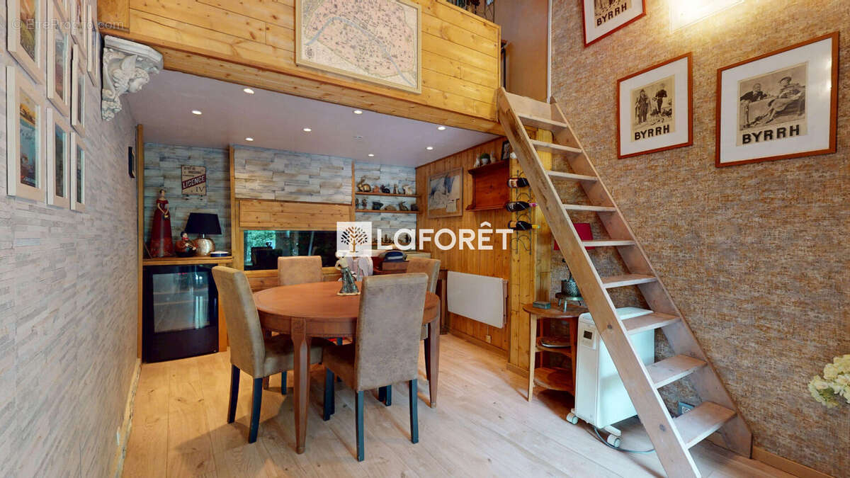 Maison à CURIS-AU-MONT-D&#039;OR