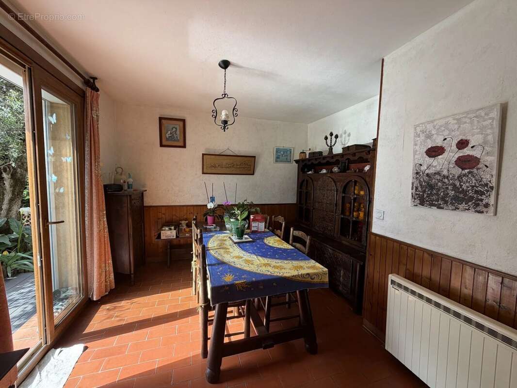 Maison à CONTES