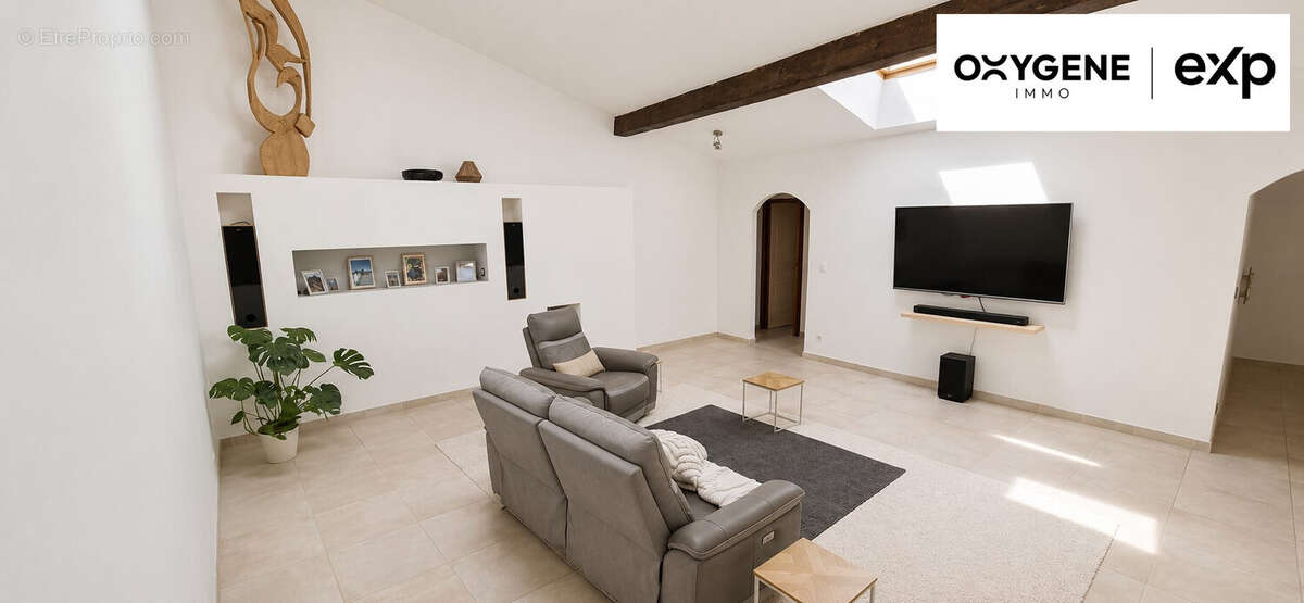 Maison 238 m² à Corneilla-La-Riviere  - photo 3
