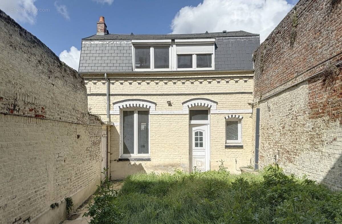 Maison à LE CATEAU-CAMBRESIS