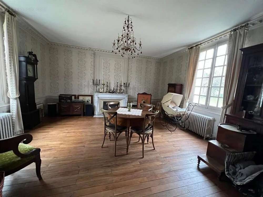 Maison à JOUE-LES-TOURS