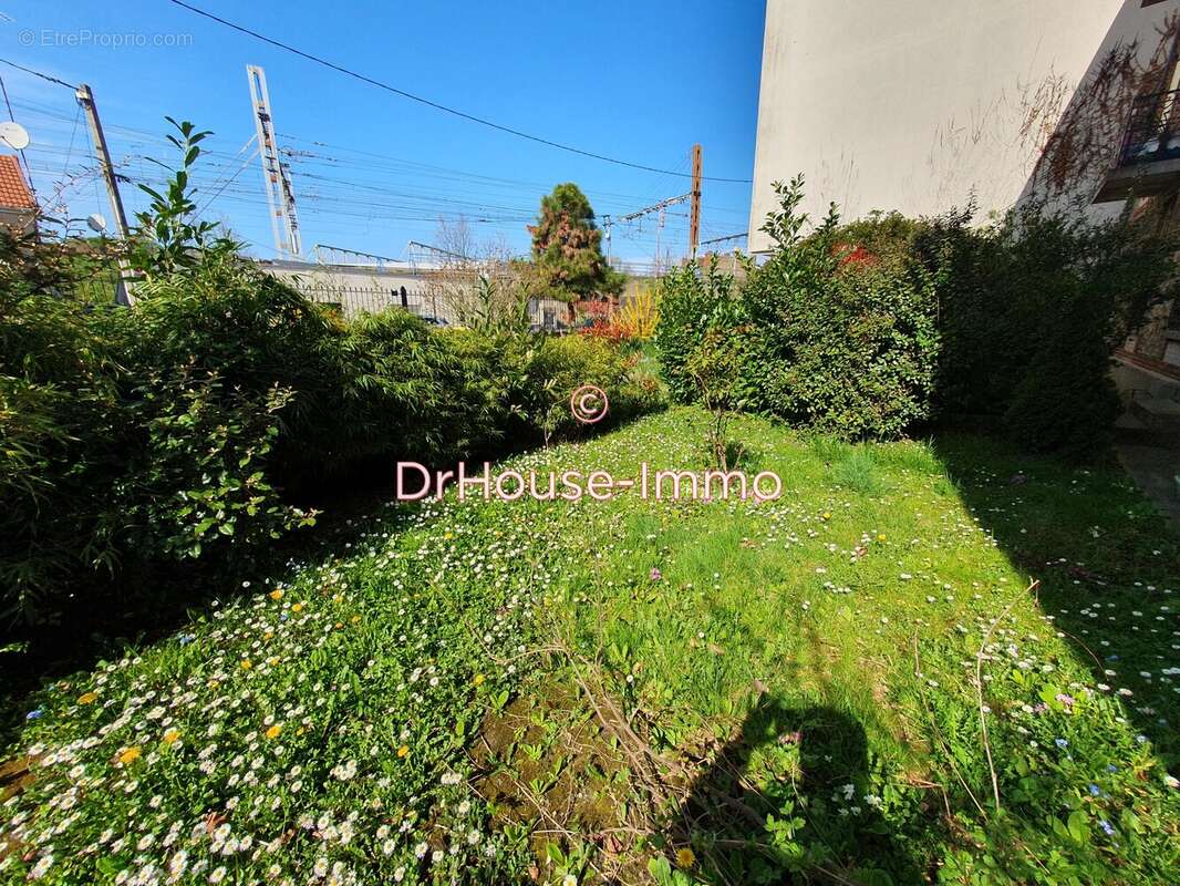 Appartement à JUVISY-SUR-ORGE