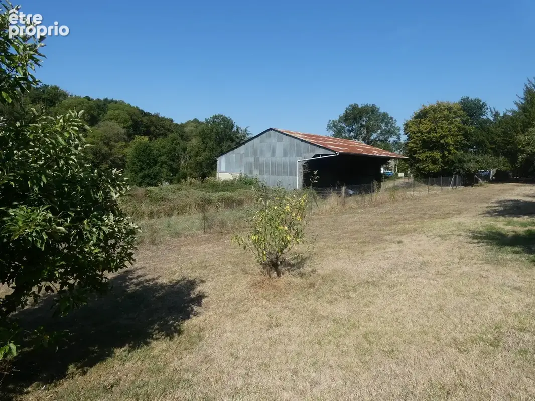 Maison à vendre 6 pièces proche de PONT D'OUILLY (14) de 120 m² habitables sur 1,5 Ha de terrain et dépendances - photo 10