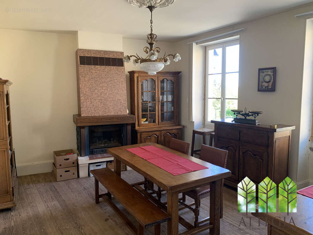 Maison à CHATEAUMEILLANT