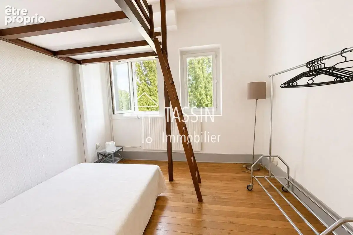 Ecully limite Tassin - Appartement de charme - photo 5