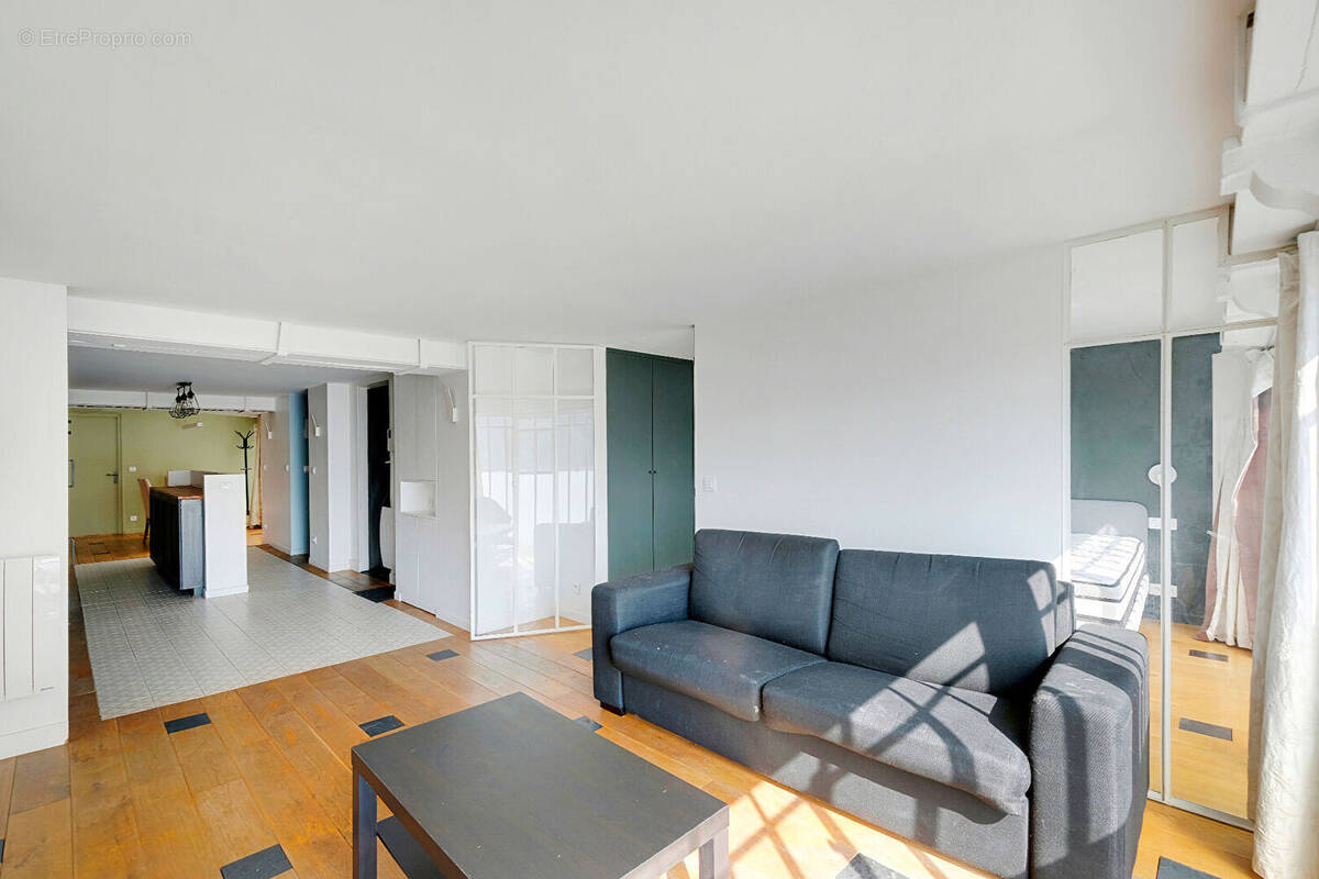 Appartement à PARIS-11E