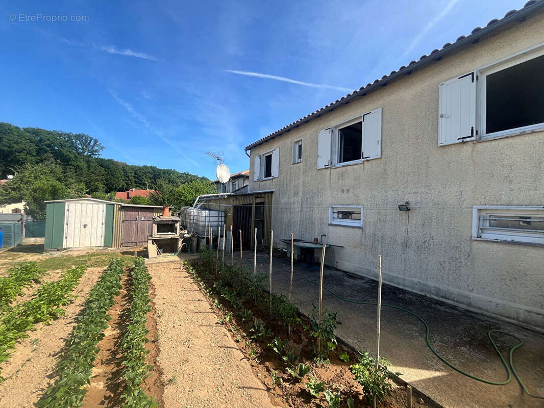 Maison à LE PALAIS-SUR-VIENNE